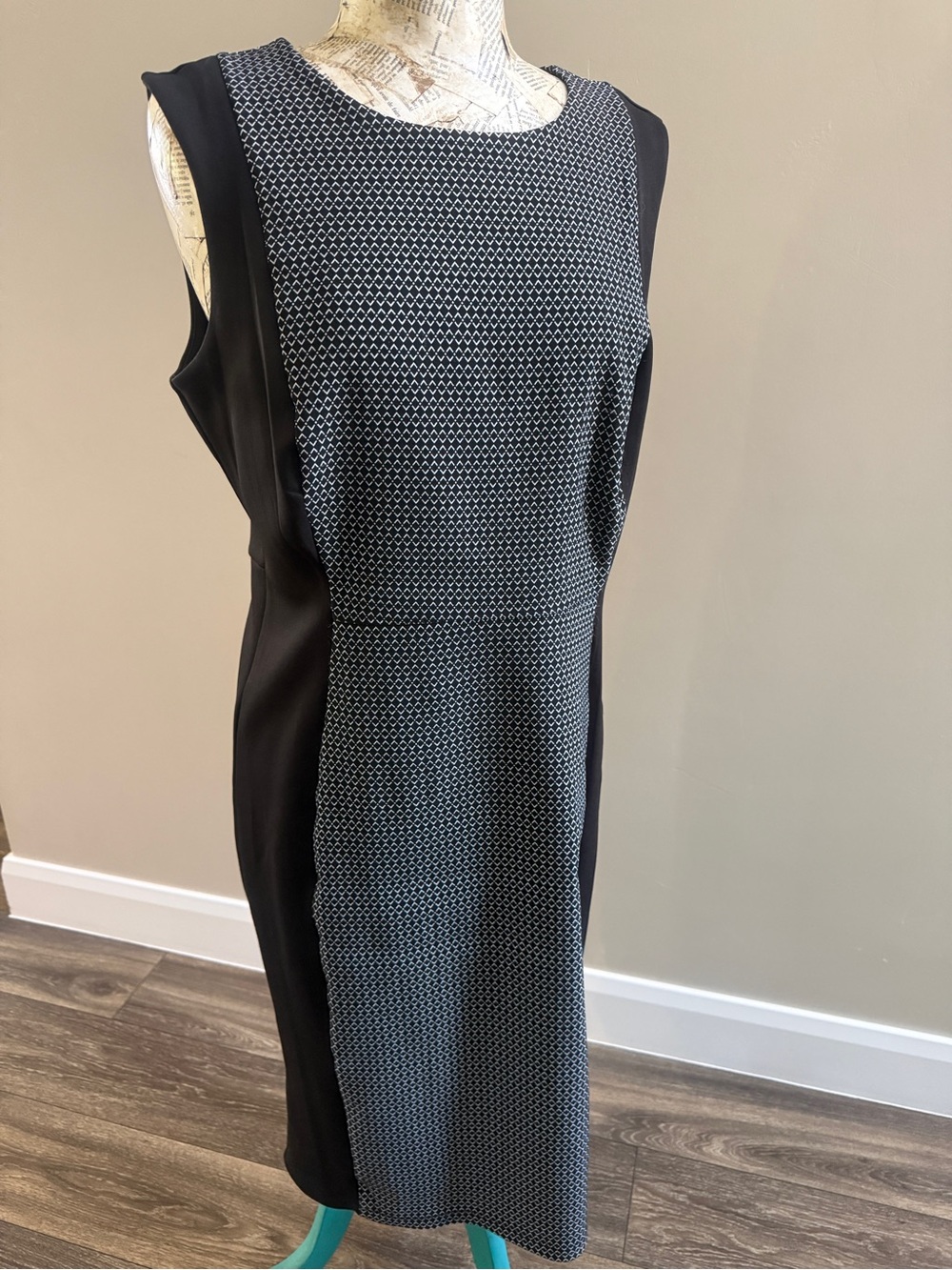 Classic Black and White Sheath Dress